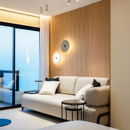 Aloha Apartamentos - Primera Linea De Playa - Vista Al Mar Benalmádena Eksteriør bilde