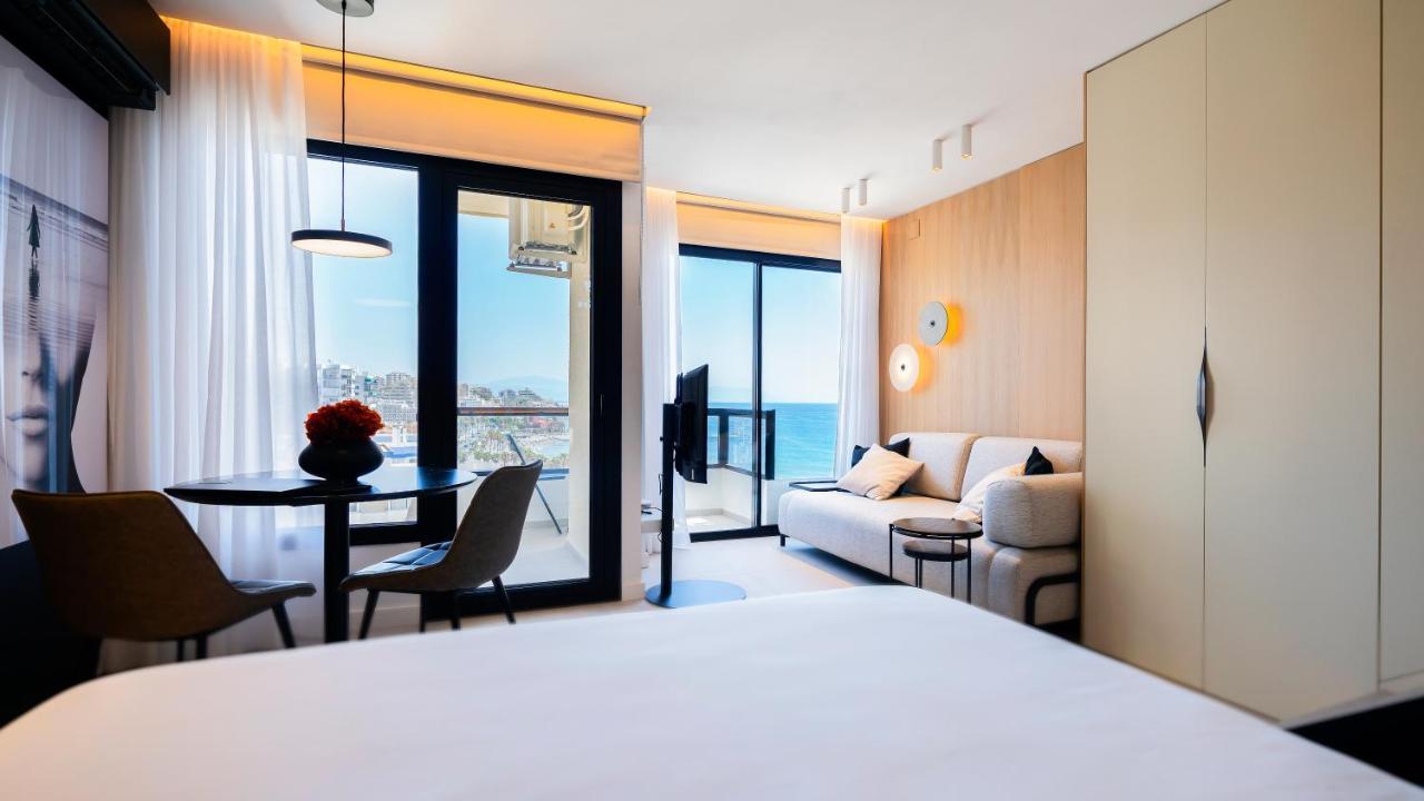 Aloha Apartamentos - Primera Linea De Playa - Vista Al Mar Benalmádena Eksteriør bilde